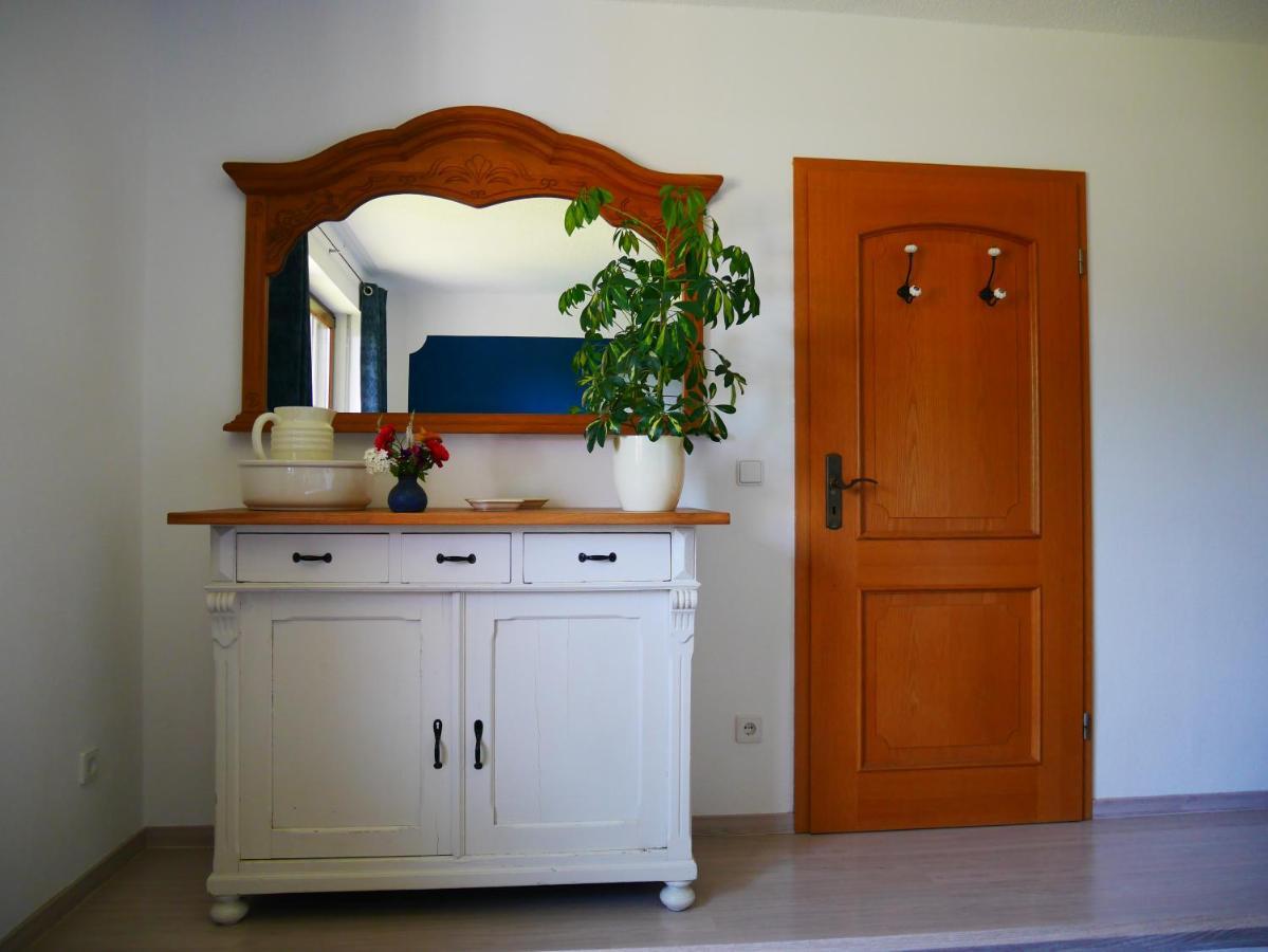 Ferienwohnung Eichkatzel Zell Bagian luar foto