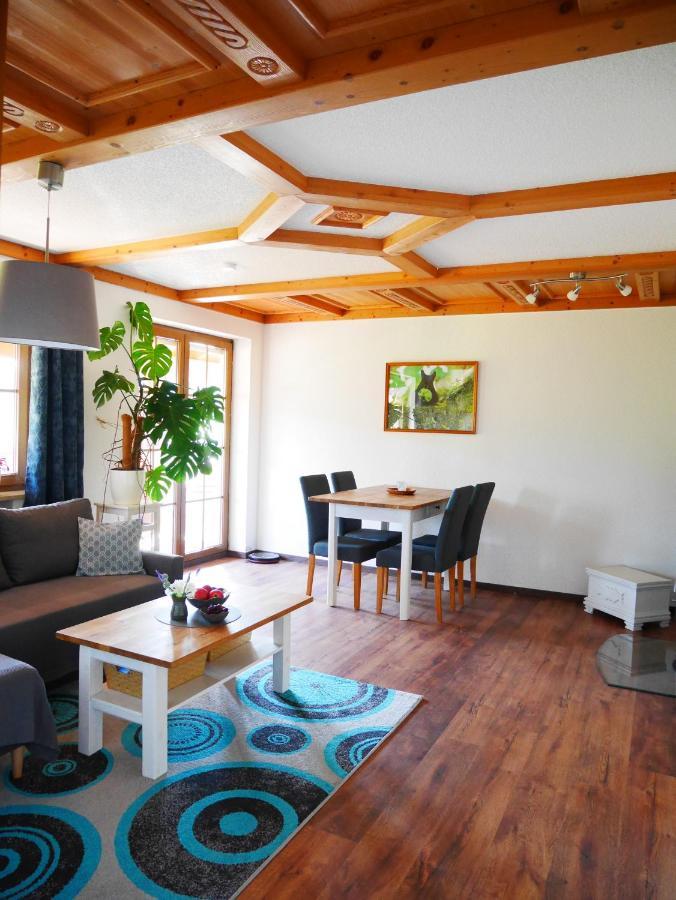 Ferienwohnung Eichkatzel Zell Bagian luar foto