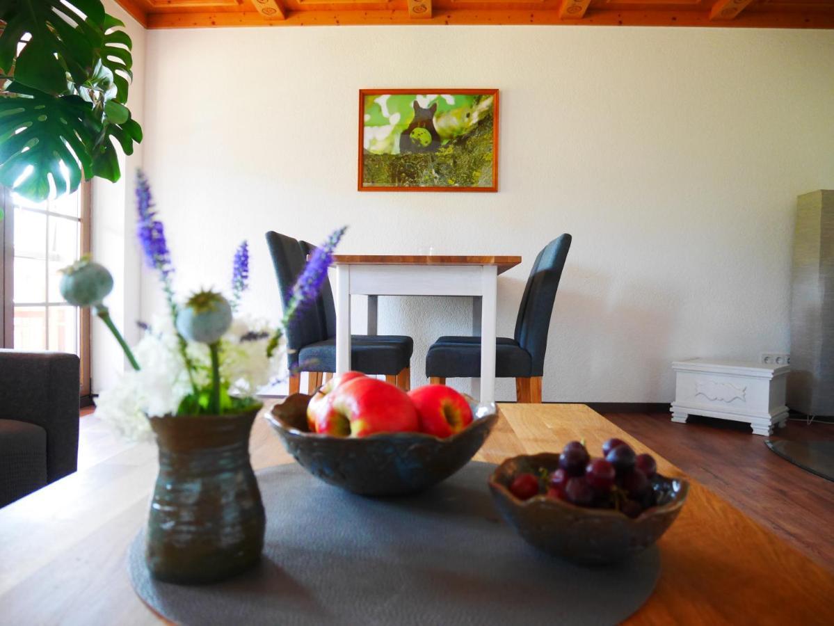 Ferienwohnung Eichkatzel Zell Bagian luar foto